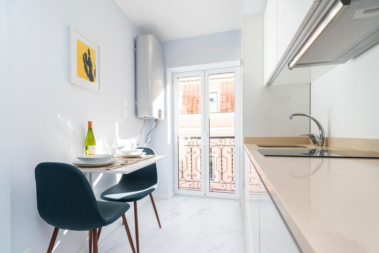 Appartement Perfect 1 Bed In Chiado With Aircon à Lisboa Extérieur photo