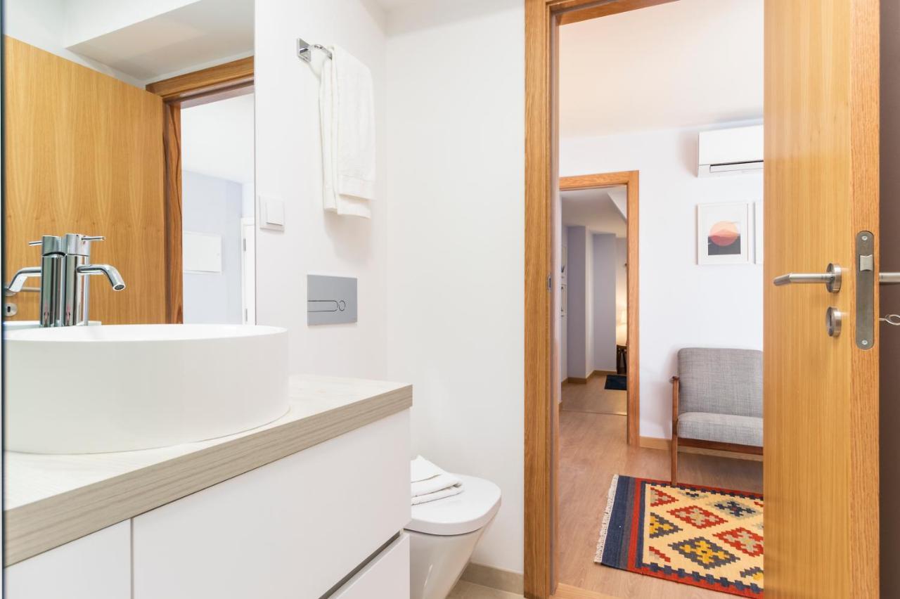Appartement Perfect 1 Bed In Chiado With Aircon à Lisboa Extérieur photo